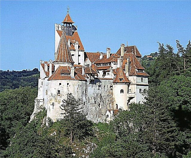 Dracula's Castle (Bran)